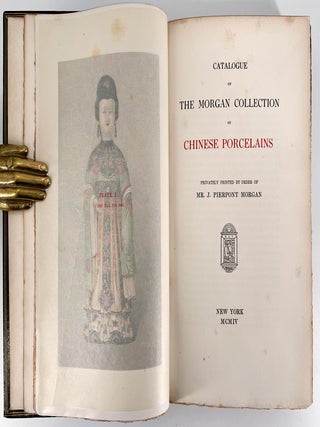 Catalogue of the Morgan Collection of Chinese Porcelains