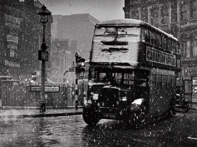 475 View from Charing Cross Road towards Cambridge Circus, London, 1936. Wolfgang Suschitzky, 1912 – 2016.