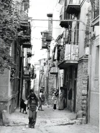 902 Caltanissetta. Un aspetto del quartiere Provvidenza. (A view in the Provvidenza neighborhood...